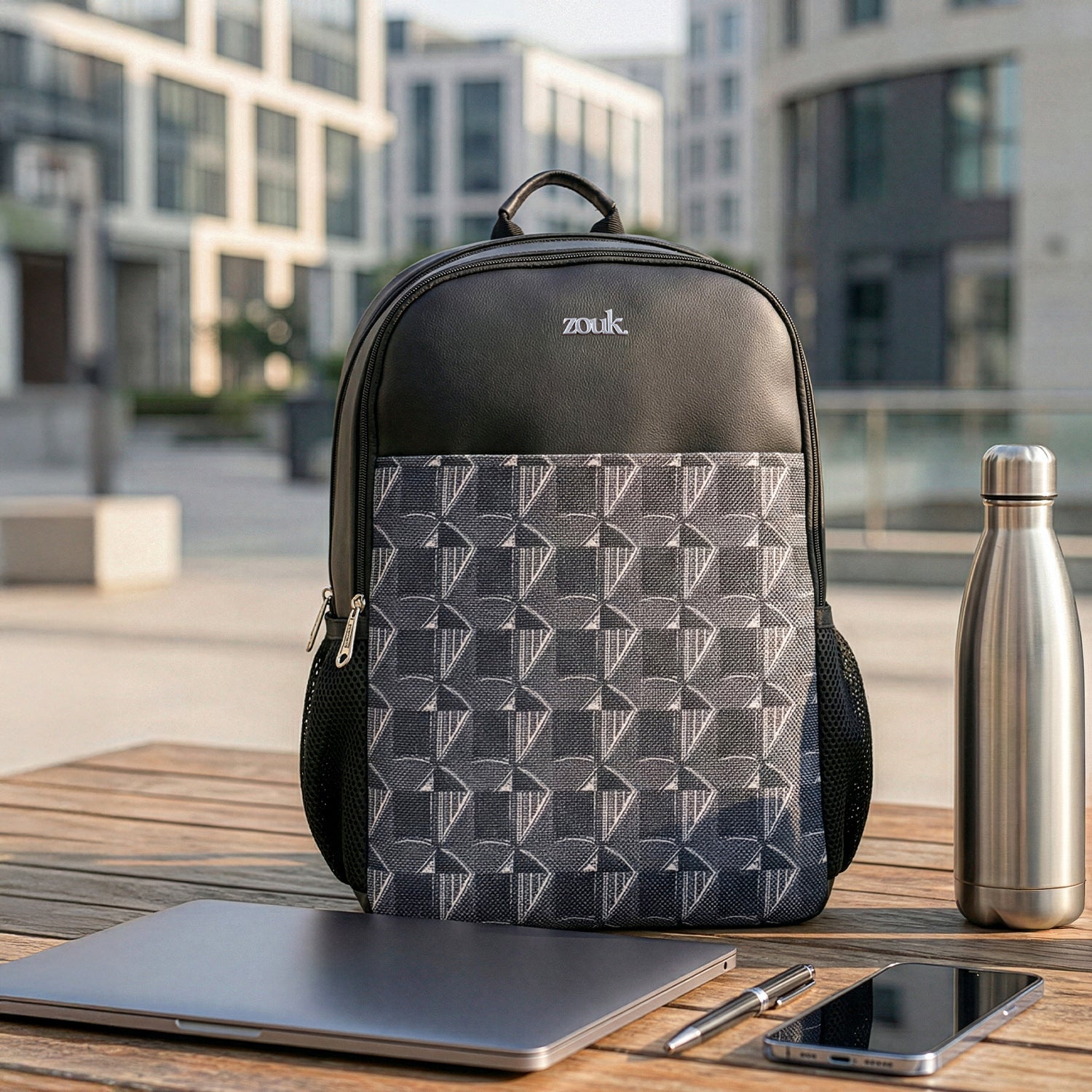 Kochi Carbon Men's Statement Backpack
